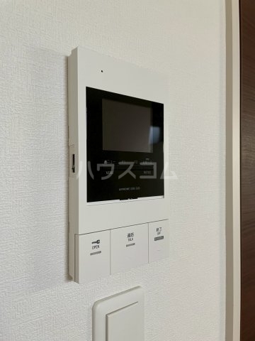 ����10