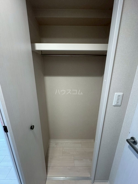 ����7
