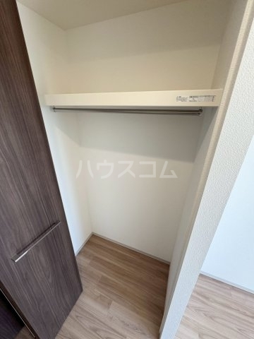 ����7