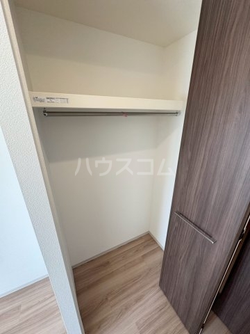 ����7