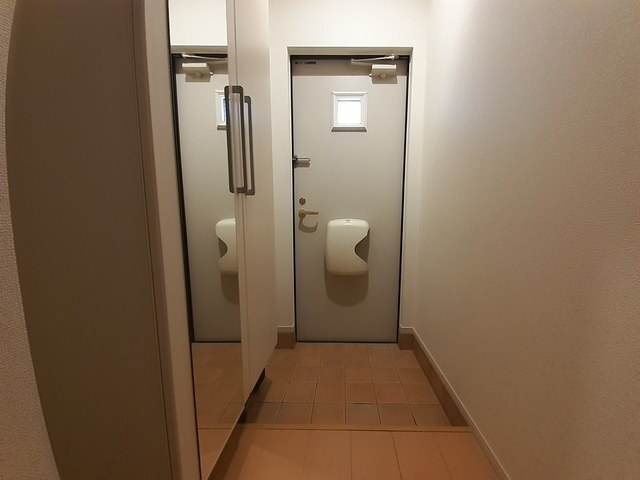 ����6