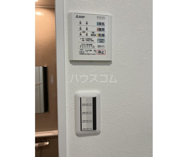 ����8