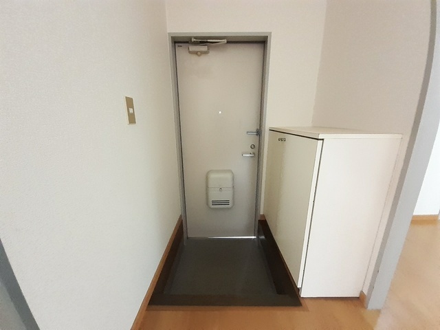 ����6