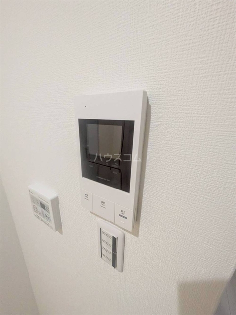 ����10