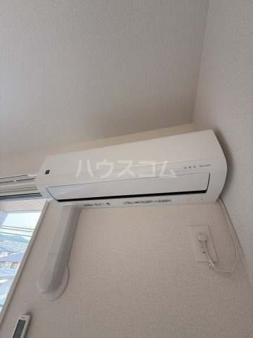 ����10