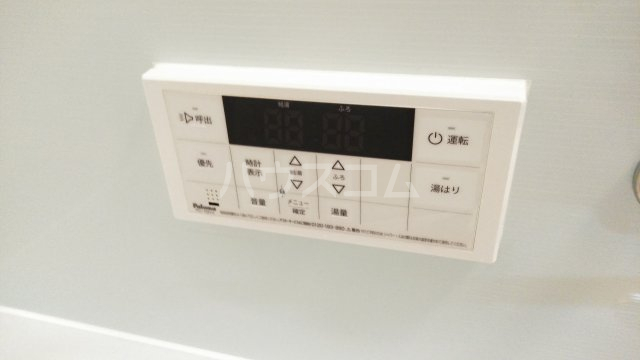 ����24