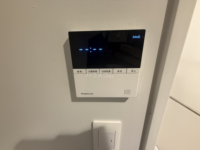 ����14