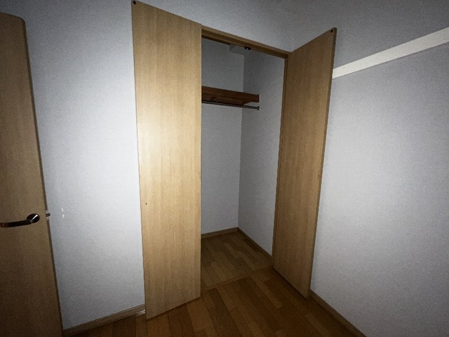 ����21