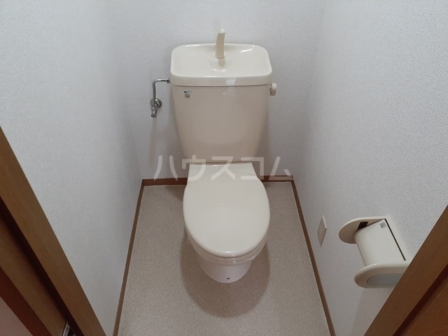 ����4