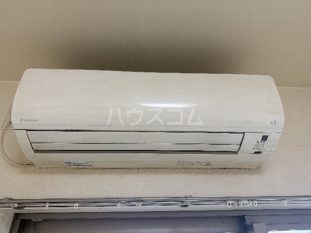 ����20