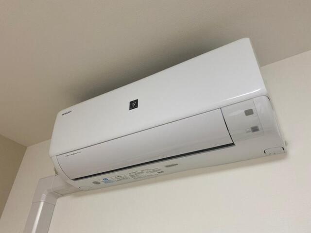 ����5