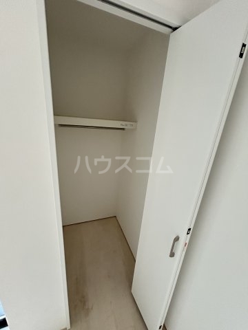����6