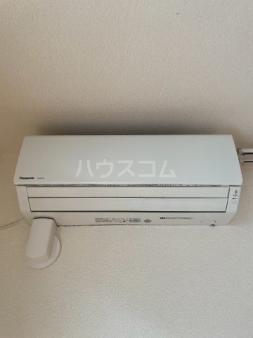 ����10