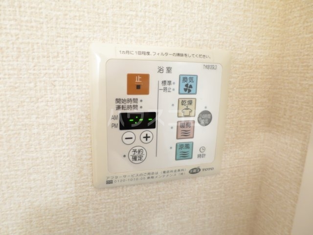 ����10