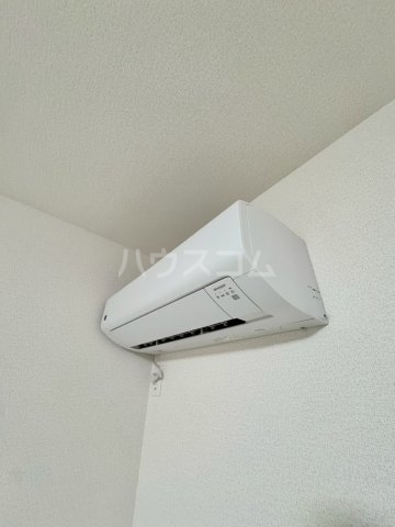 ����14
