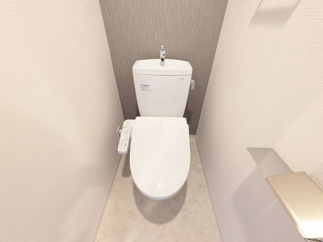 ����5