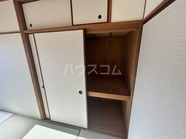 ����6