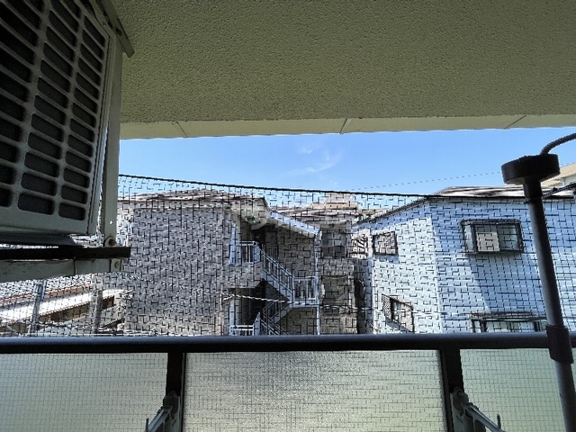 ����8