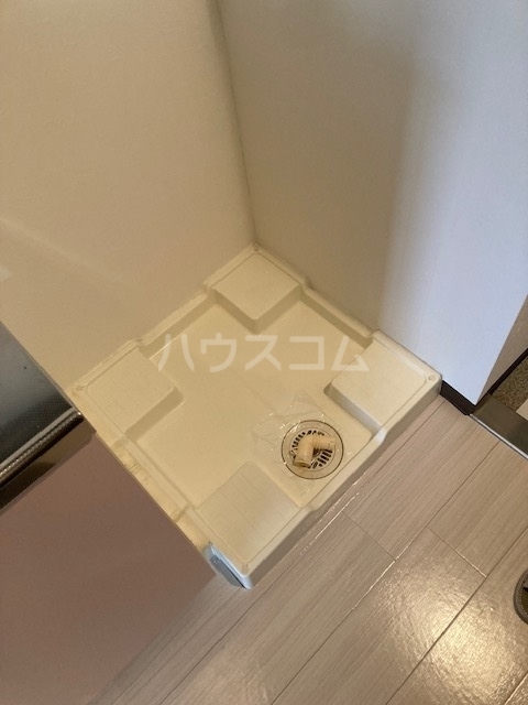 ����11