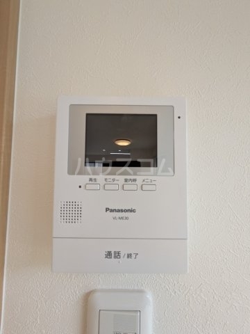 ����13