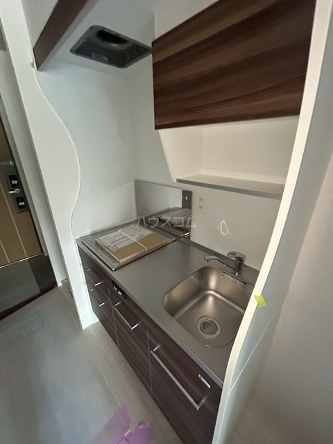 ����2