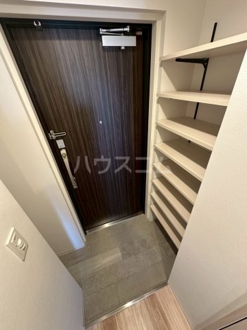 ����8