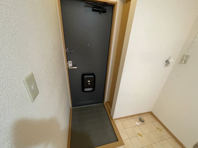 ����7