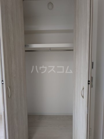 ����7