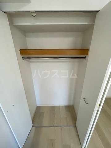 ����7