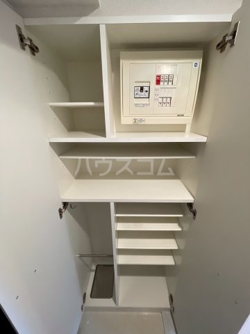 ����7