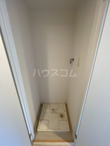 ����14