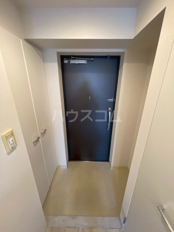����8