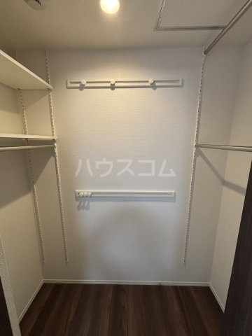 ����7