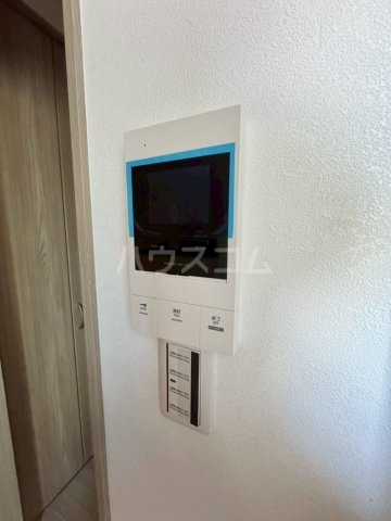 ����10