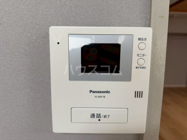 ����11