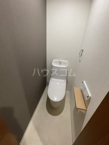����3