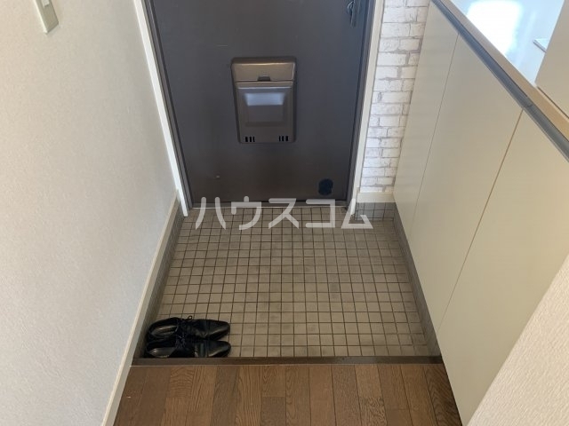 ����7