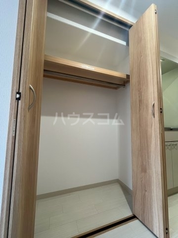 ����7