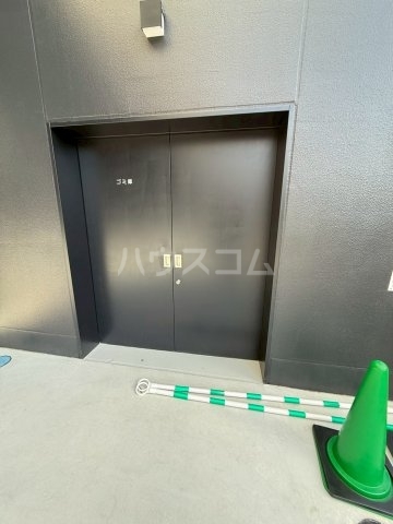 ����19