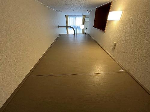 ����7