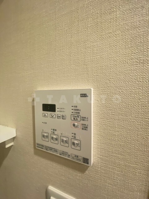 ����22
