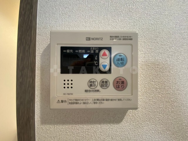 ����13