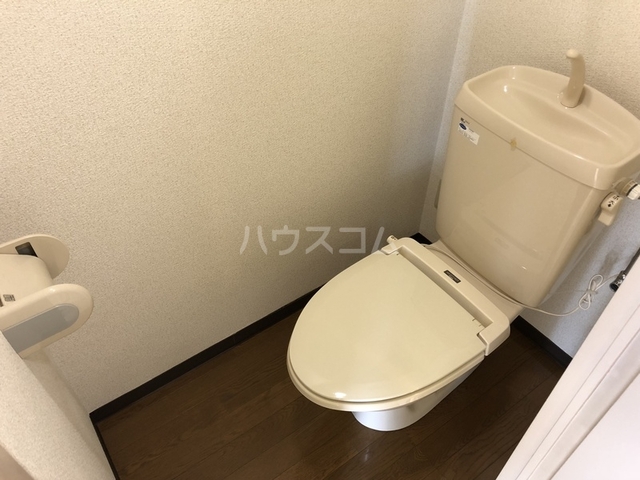 ����4