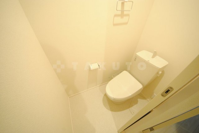 ����5