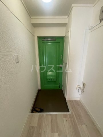 ����8
