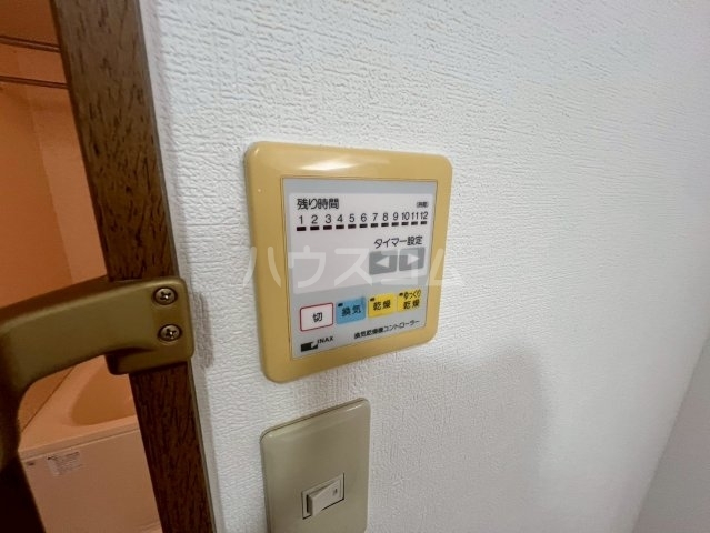 ����19