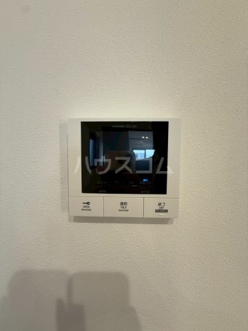 ����10