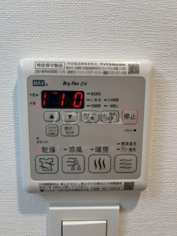 ����13