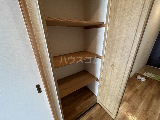����19