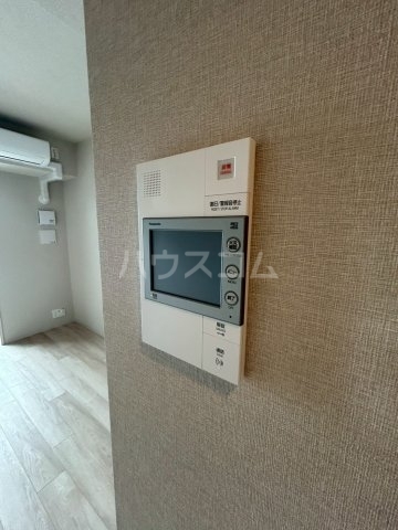 ����11
